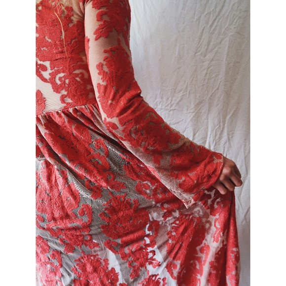 MINKPINK Red Lace Dress - Picture 4 of 7